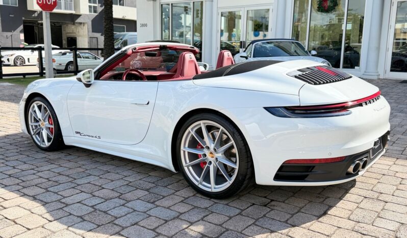 2024 Porsche 911 Carrera 4S Cabriolet full