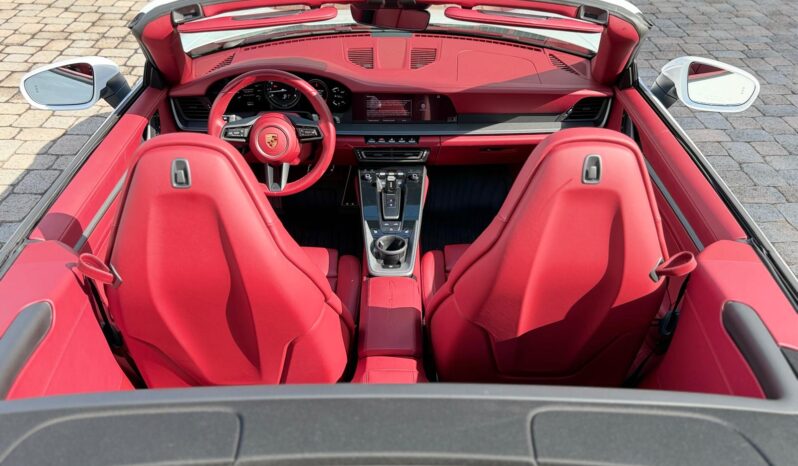 2024 Porsche 911 Carrera 4S Cabriolet full