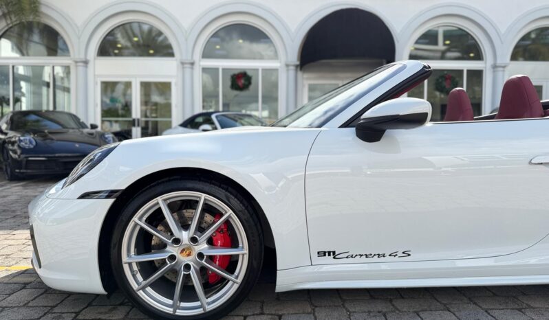 2024 Porsche 911 Carrera 4S Cabriolet full