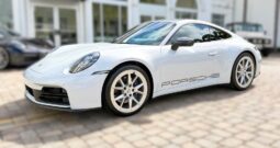 2025 Porsche 911 Carrera