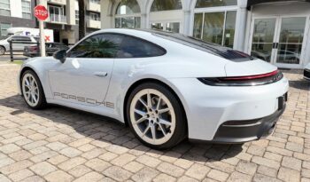 2025 Porsche 911 Carrera full