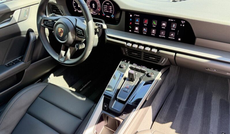 2025 Porsche 911 Carrera full