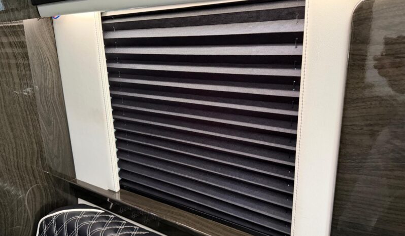 2020 Mercedes-Benz Sprinter Cargo Van 2500 V6 144″ full