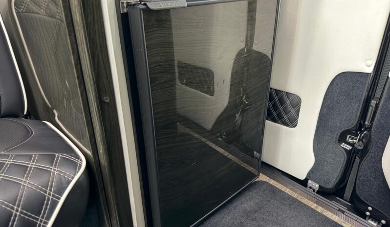 2020 Mercedes-Benz Sprinter Cargo Van 2500 V6 144″ full