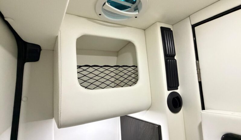 2020 Mercedes-Benz Sprinter Cargo Van 2500 V6 144″ full