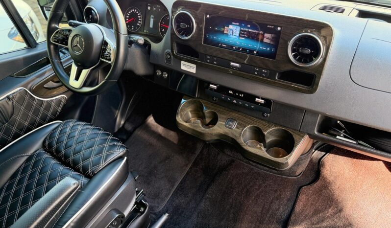 2020 Mercedes-Benz Sprinter Cargo Van 2500 V6 144″ full
