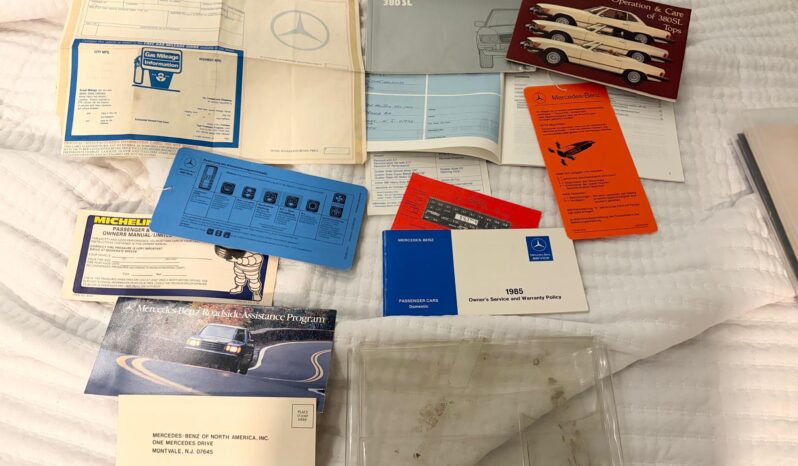 1985 Mercedes SL Class 380 SL full