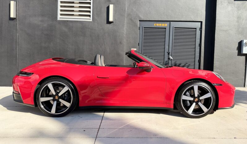2025 Porsche 911 Carrera Cabriolet full