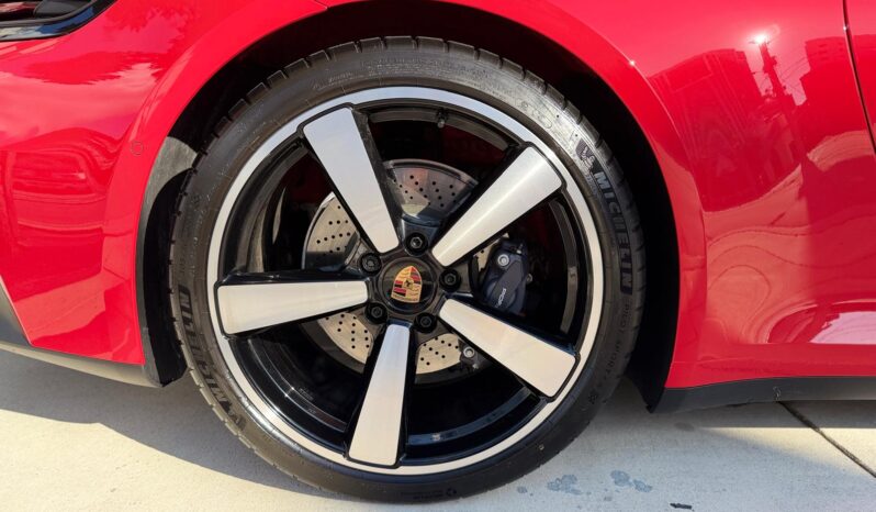 2025 Porsche 911 Carrera Cabriolet full