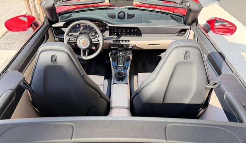 2025 Porsche 911 Carrera Cabriolet full