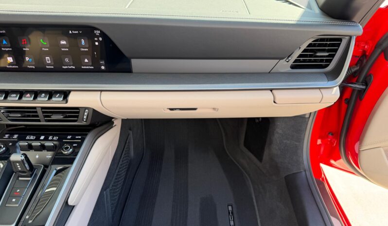 2025 Porsche 911 Carrera Cabriolet full