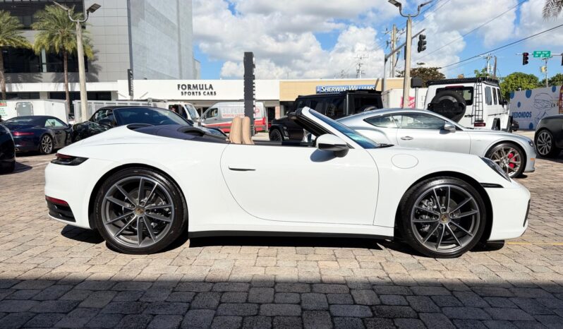 2024 Porsche 911 Carrera Cabriolet full