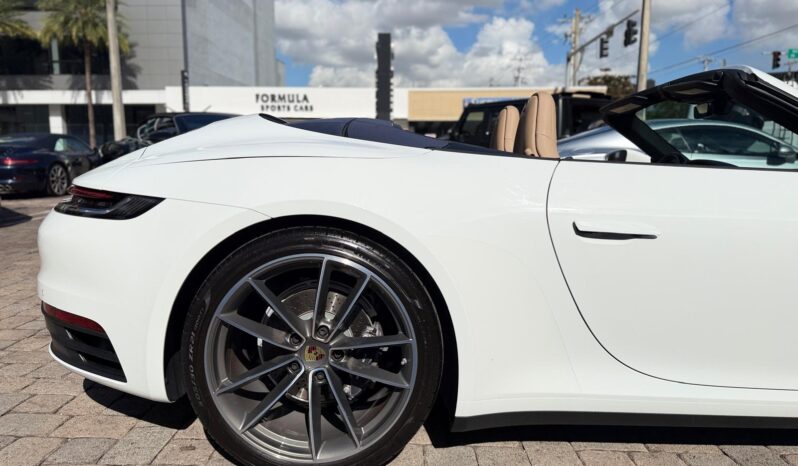 2024 Porsche 911 Carrera Cabriolet full