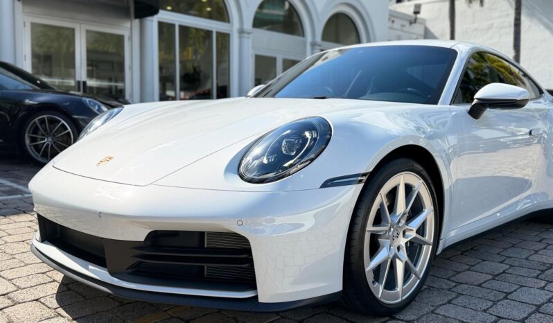 2025 Porsche 911 Carrera full