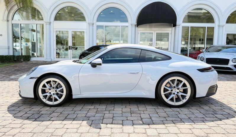 2025 Porsche 911 Carrera full