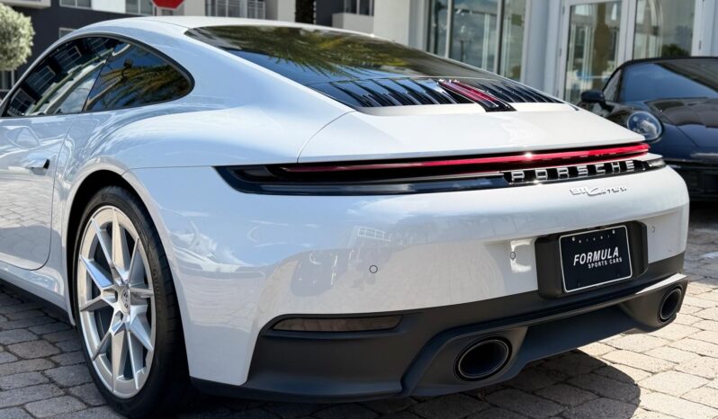 2025 Porsche 911 Carrera full