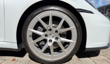 2025 Porsche 911 Carrera full