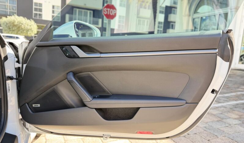 2025 Porsche 911 Carrera full