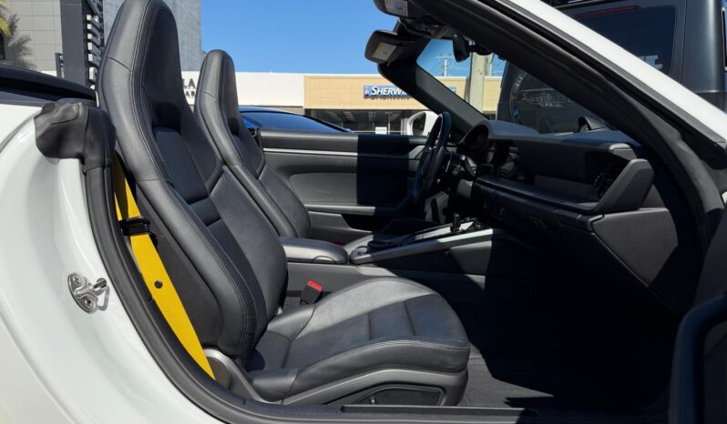 2023 Porsche 911 Carrera Cabriolet full