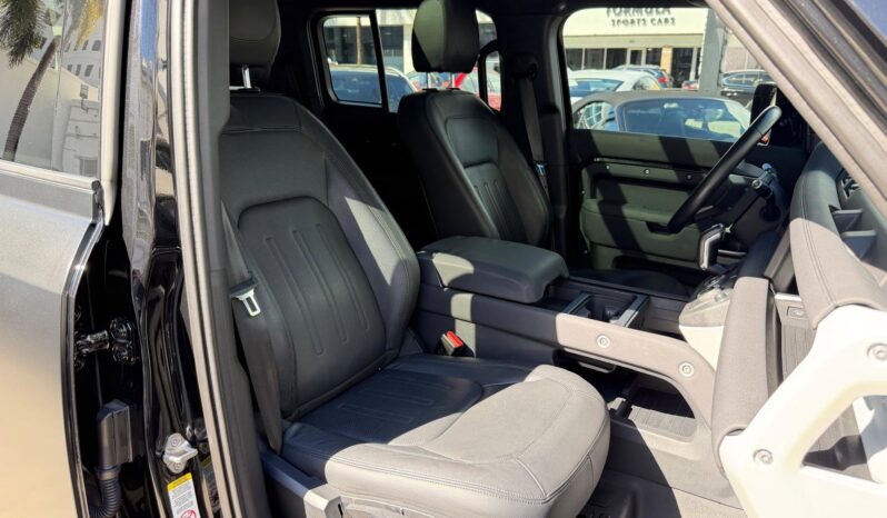 2022 Land Rover Defender 110 S full