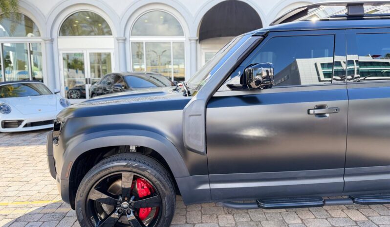 2022 Land Rover Defender 110 S full