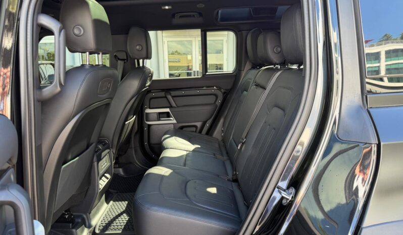 2022 Land Rover Defender 110 S full