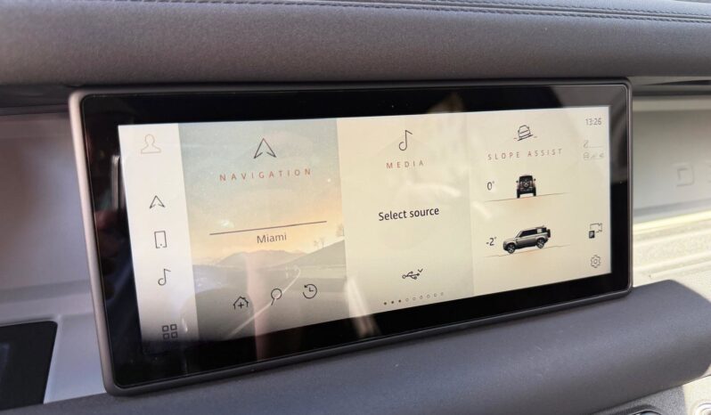 2022 Land Rover Defender 110 S full