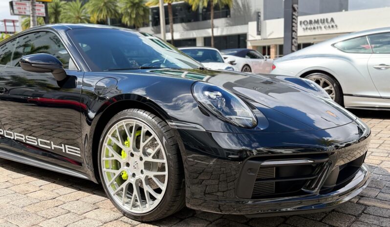2023 Porsche 911 Carrera full