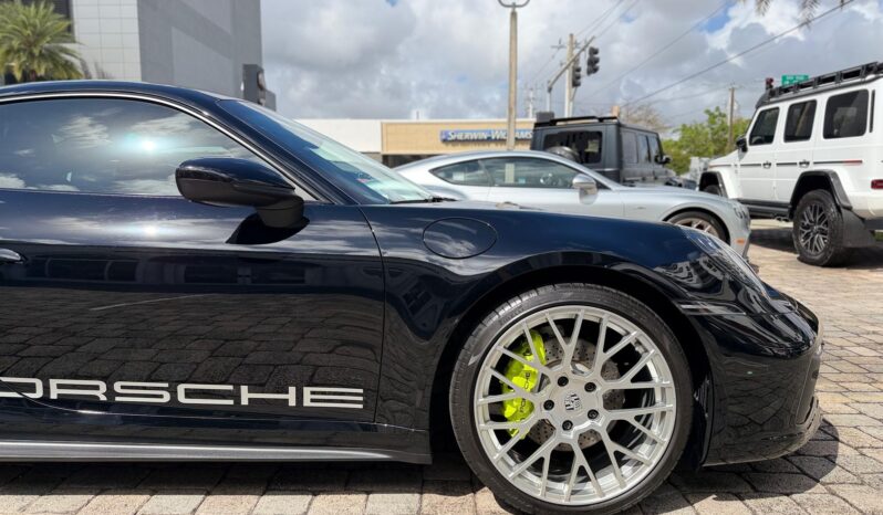 2023 Porsche 911 Carrera full