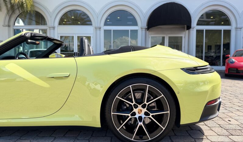 2025 Porsche 911 Carrera Cabriolet full