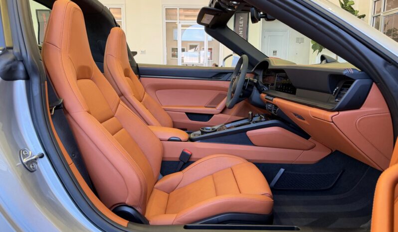 2025 Porsche 911 Targa 4 GTS full