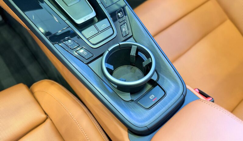 2025 Porsche 911 Targa 4 GTS full