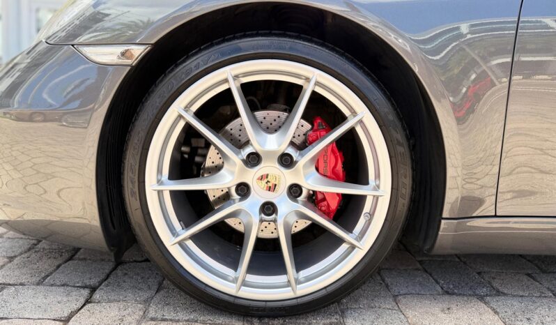 2013 Porsche 911 Carrera full