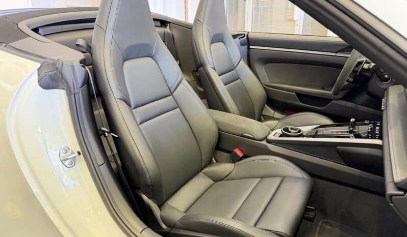 2026 Porsche 911 Carrera S Cabriolet full