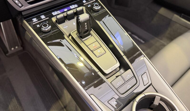 2026 Porsche 911 Carrera S Cabriolet full