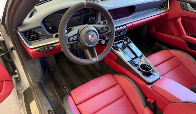 2026 Porsche 911 Carrera S full