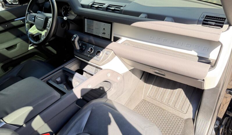 2022 Land Rover Defender 110 S full