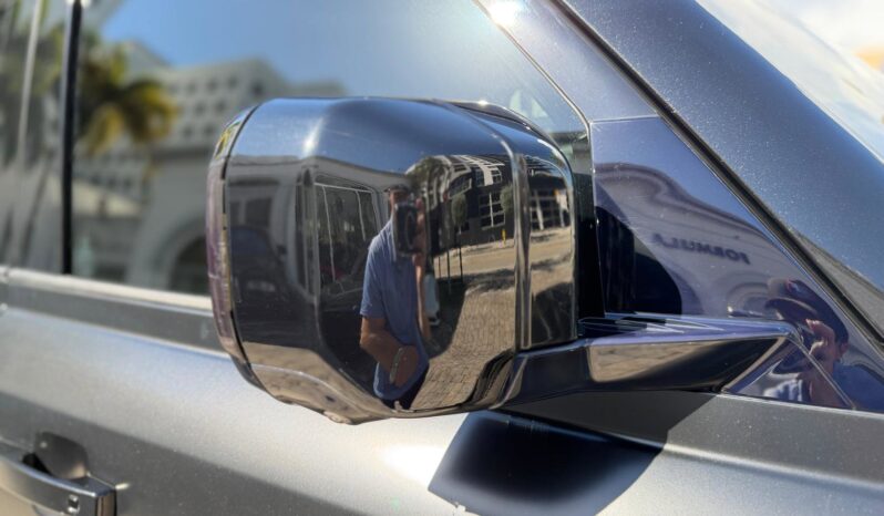 2022 Land Rover Defender 110 S full