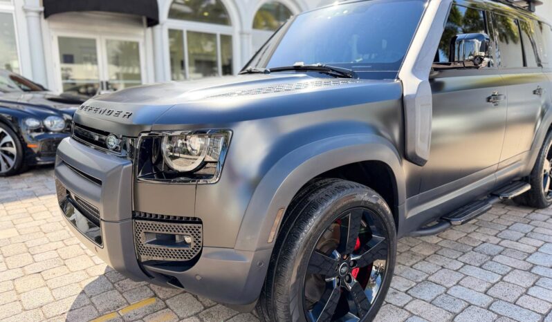 2022 Land Rover Defender 110 S full