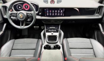 2025 Porsche Cayenne GTS full