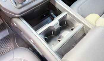 2025 Land Rover Defender X-Dynamic SE full