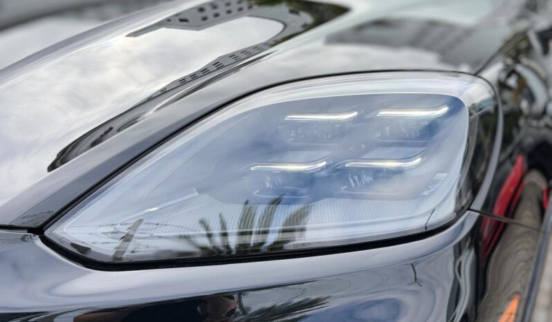 2025 Porsche Cayenne GTS full