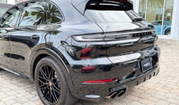 2025 Porsche Cayenne GTS full