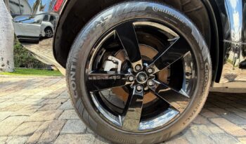 2025 Land Rover Defender X-Dynamic SE full