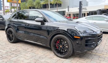 2025 Porsche Cayenne GTS full