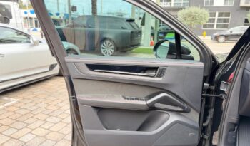 2025 Porsche Cayenne GTS full