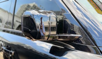 2025 Land Rover Defender X-Dynamic SE full