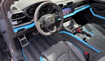 2025 Lamborghini Urus SE full
