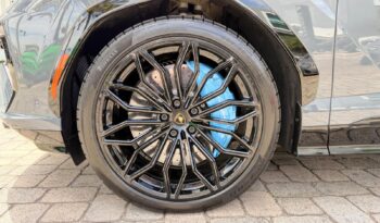 2025 Lamborghini Urus SE full