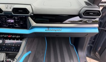 2025 Lamborghini Urus SE full